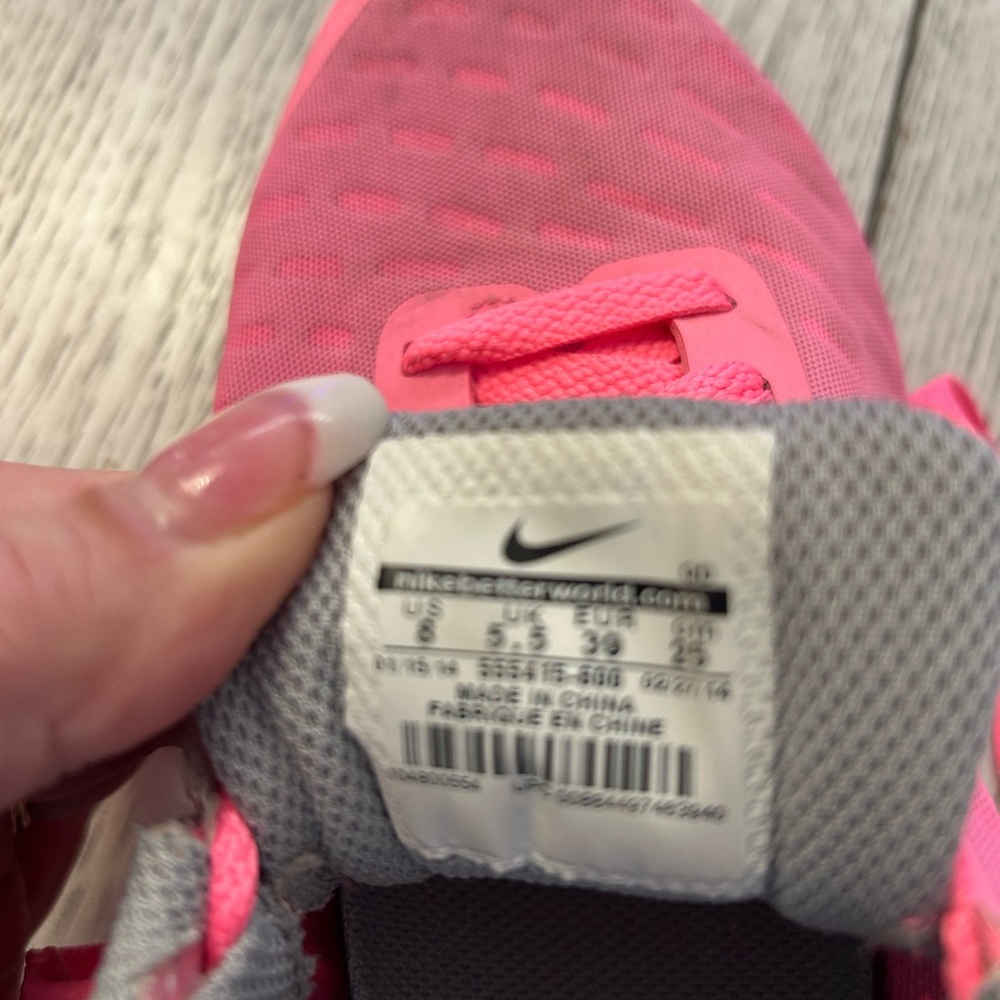 Nike Pink and Gray Air Max Athletic Shoes Size 8 - Picture 6 of 10
